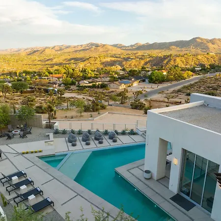 The Overlook By Fieldtrip 5 Bd Modern Luxury With Infinity Pool Views